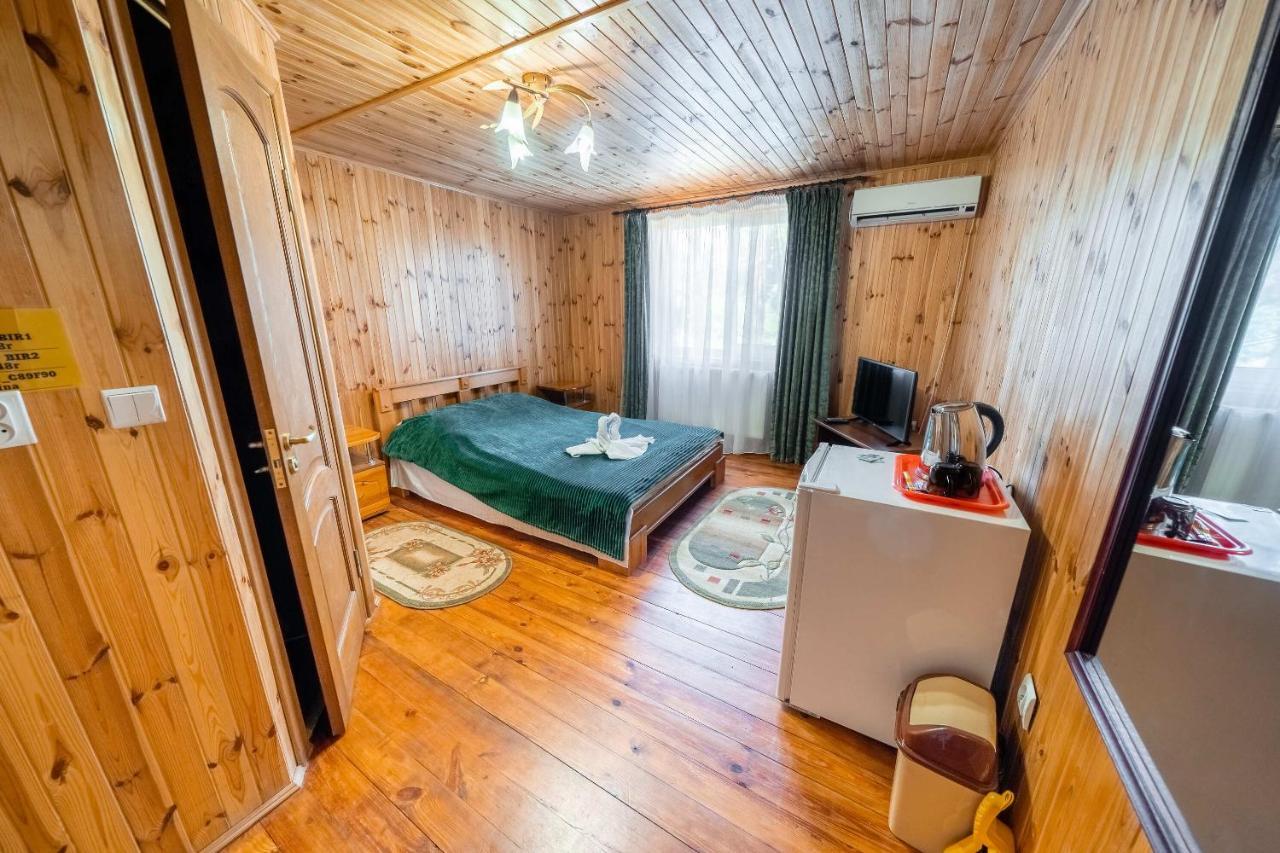 Сосновий Бір Svitjaz Exteriör bild